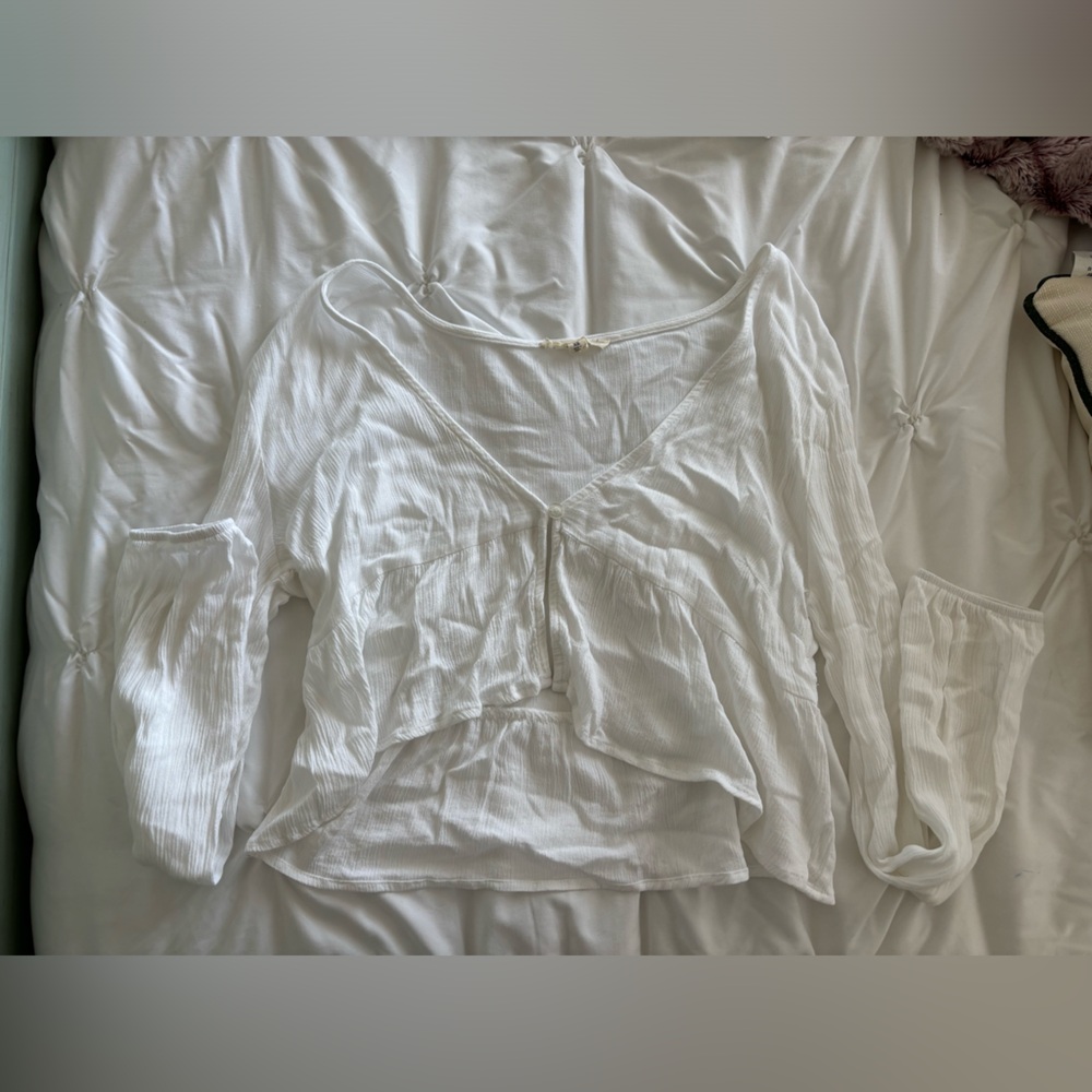 PACSUN front button light weight long sleeve size xs worn a couple of times